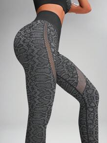 Innovista Women Leopard Print Cutout Sports Bra & Leggings 2 Pieces Set - Black - View 5