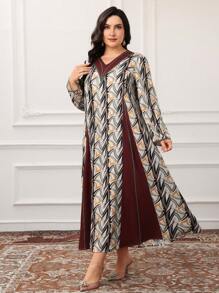 Al Najma Plus Size Women Geometric Print V-Neck Long Sleeve Arabic Style Dress