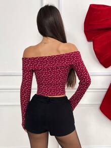 SHEIN Essnce Blusa elegante de un solo hombro con forma de corazón roja para día de San Valentín, de manga larga, ajustada, con hombro descubierto, para primavera y otoño