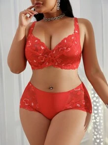 SHEIN 2 件套加大码蕾丝花边心形文胸和内裤内衣套装内衣，提升 - 紅色 - 查看 5