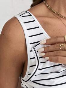 SHEIN 孕妇哺乳条纹吊带背心、孕妇哺乳服、哺乳上衣