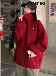 DAZY Áo nỉ cổ tròn lót nhiệt cỡ lớn dành cho nữ mùa thu/đông với thiết kế thêu nhỏ - Màu Đỏ Sâu - Xem 5