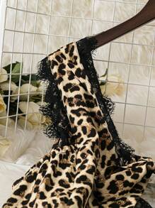 SHEIN LUNE Vestido de talla grande con cuello en V, encaje con estampado de leopardo, cintura asimétrica y tirantes estilizadores - Multicolor - Ver 5