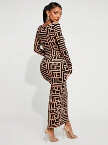 SHEIN SXY Geometric Print Long Sleeve Scoop Neck Figure Flattering Midi Dress, Autumn/Winter Season