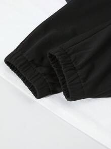 SHEIN 2pcs/Set Teen Boys Casual Streetwear Sports Outfit, White T-Shirt With Graphic Print And Black Jogger Pants