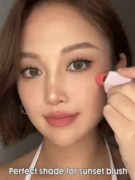 SHEGLAM Color Bloom 液體腮紅-橘皮液體腮紅液體防水持久高顯色不褪色自然持久光澤輕盈臉部彩妝 品牌 美容 化妝 化妝品 適合女性與女孩 完美搭配冬季 Y2K 時尚 流行 生日禮物 假期 派對準備就緒 最佳顏色