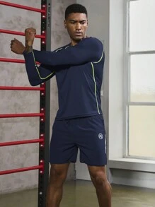 Manfinity Fitness 男式字母印花插肩袖长袖 T 恤和短裤运动服运动套装健身上衣秋季透气