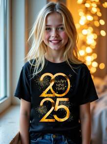 SHEIN 1 pieza Camiseta de cuello redondo con gráfico de texto de bendición del Año Nuevo Lunar, talla grande, informal, para niñas, regalo de Año Nuevo