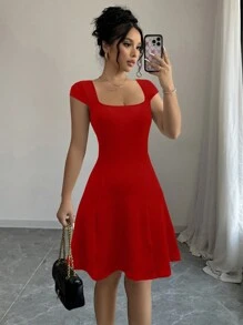 Elenzga Nuevo vestido casual de mujer de cuello cuadrado y mangas cortas con silueta evasé, de tela elástica, unicolor con detalles de diseño, cintura ceñida, elegante para otoño/invierno - Rojo - Ver 1