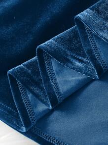 SHEIN Vestido de terciopelo de unicolor con volantes para niña, vestido de manga larga elegante tipo pastel, ideal para uso casual y diario, y para el colegio en otoño e invierno, para Navidad, vacaciones, combinado madre e hija, color verde, para Navidad, uso en fiestas, vestido de cumpleaños, vestido de princesa