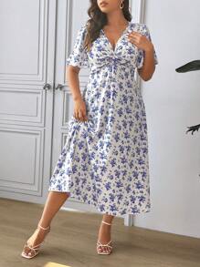 SHEIN Frenchy Vestido casual de vacaciones de manga corta con envoltura delantera y estampado floral bohemio ditsy, talla grande, para verano