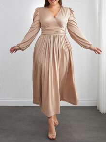 EURMUSE Plus Size Solid V-Neck Long Sleeve Slit Pleated Hem Dress - Beige - View 6