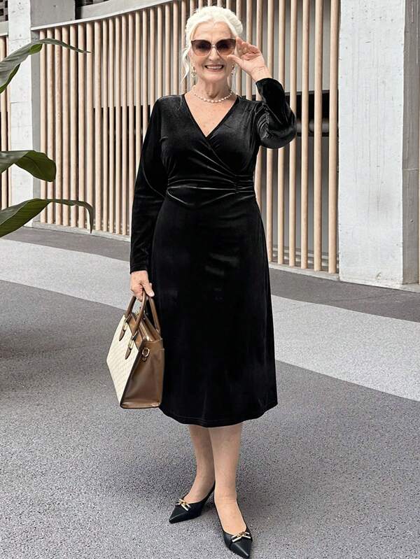 SHEIN LUNE Women's Solid V-Neck Long Sleeve Simple Casual Dress, For Everyday Wear Valentines Dress