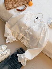 Easelle 女士翻领水溶性刺绣蝴蝶结前开襟灯笼袖荷叶边宽松白色衬衫 - 白色 - 查看 7