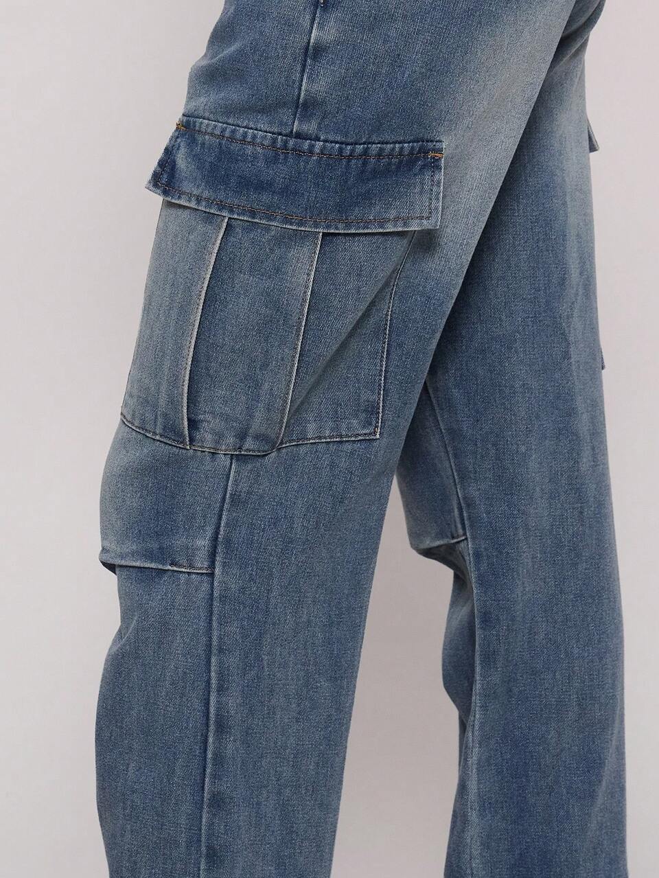 Jeans de tiro bajo con bolsillos y vuelo, estilo callejero de los 90 y Y2K para primavera y verano