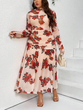 SHEIN Privé 大码新款优雅花卉网眼印花不对称下摆拼接修身连衣裙，带袖子装饰，适合度假、派对、宴会、礼服