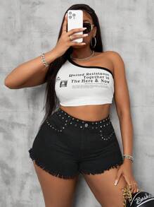 SHEIN SXY Plus Size Women Rivet Design Pockets With Frayed Hem Casual Denim Shorts