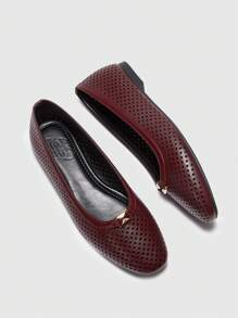 CUCCOO BIZCHIC Women's Minimalist Flat Slip-On Fashion Loafers, Casual Daily Wear