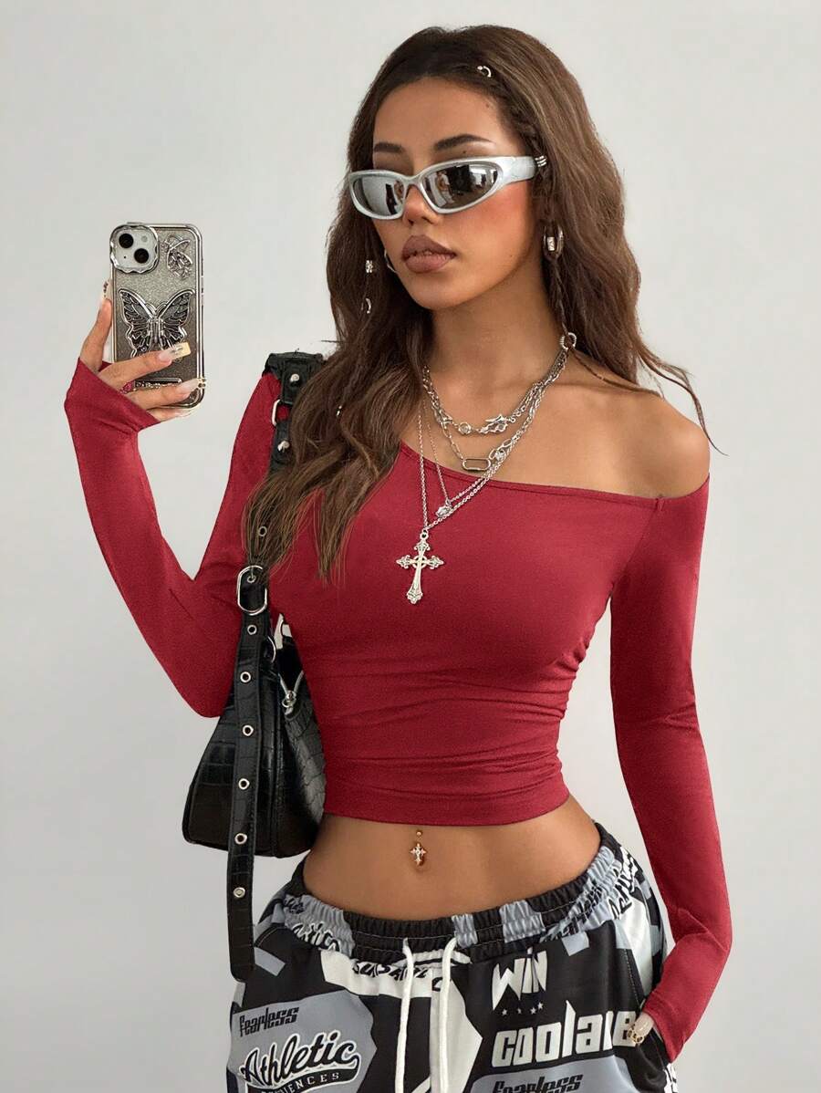 Coolane 女孩秋冬日常穿着必备针织弹力舒适不对称领口长袖上衣 - 酒紅色 - 查看 1