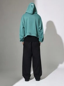 SUMWON Oversized Pullover Hoodie Classic Kangaroo Pocket Premium Winter Fall Everyday Casual Streetwear Cozy Athletic Contemporary Collegiate Essential