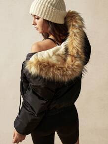 VARSITIE Warm Long Sleeves With Plush Collar Women Sports Jackets - Black - View 3