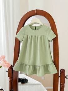 SHEIN LMoss Kids LMoss 女婴休闲纹理绿色短袖迷你连衣裙 - 綠色 - 查看 4
