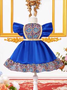 SHEIN Babygirl Summer Cute & Elegant Geometric Pattern Ruffle Hem Dress - Blue - View 2