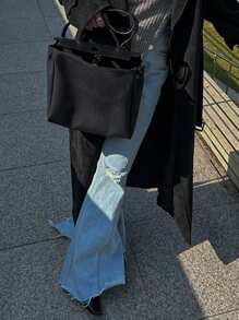 DAZY 女士做旧毛边喇叭牛仔裤，水洗褪色，四季皆宜，低腰牛仔裤 - 淺色水洗藍 - 查看 4