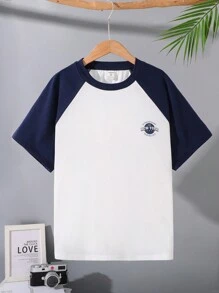SHEIN Tricou casual Tween Boy, cu mâneci raglan, cu litere, cu decolteu rotund, potrivit pentru primăvară/vară, joacă în aer liber, școală, stradă, petrecere și haine de relaxare
