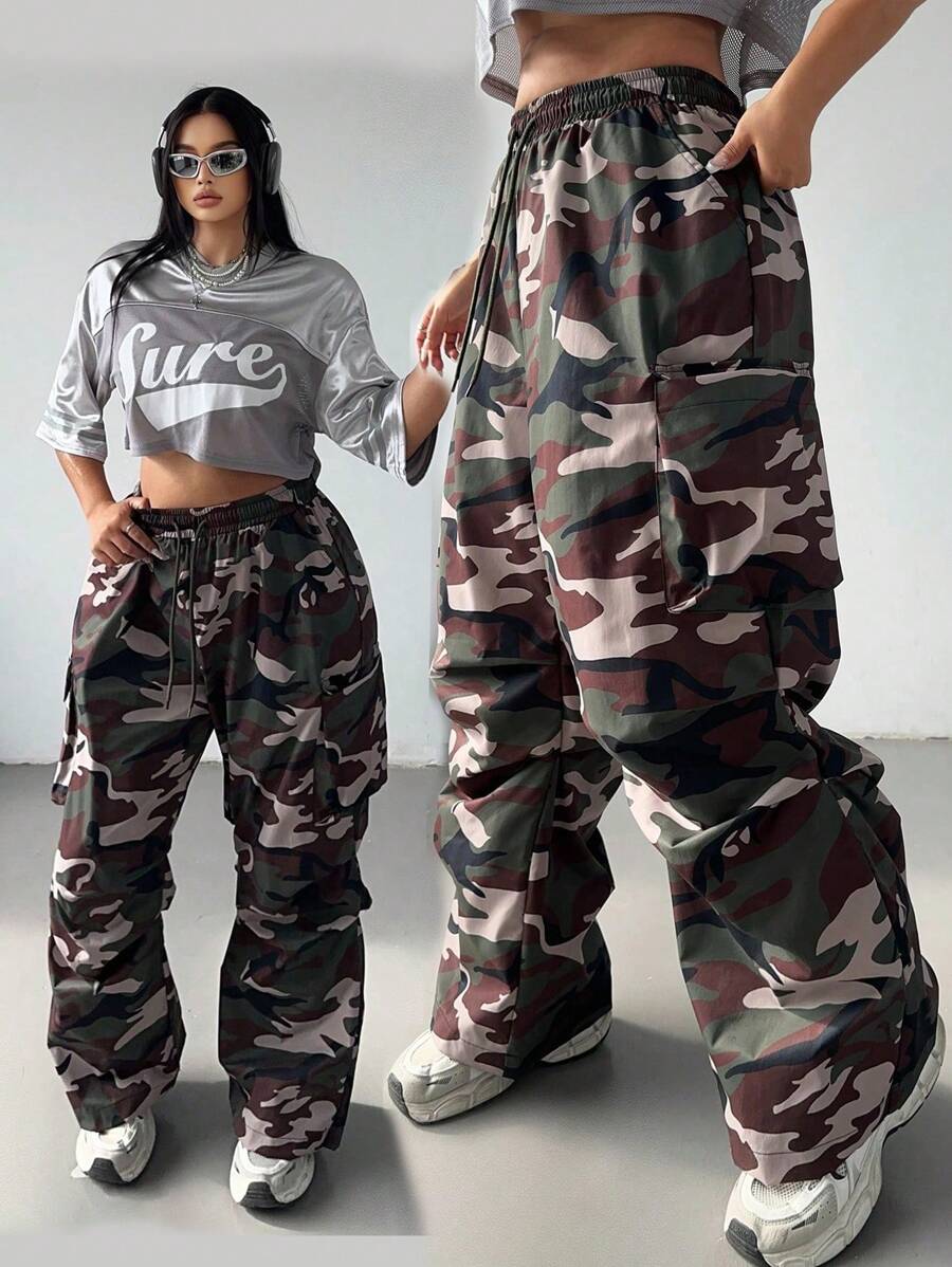 Flirla Plus Size Front Tie Minimalist Camouflage Print Casual Pants - Green - View 1