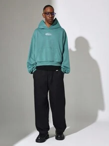 SUMWON Oversized Pullover Hoodie Classic Kangaroo Pocket Premium Winter Fall Everyday Casual Streetwear Cozy Athletic Contemporary Collegiate Essential