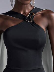 Elitara Elegant Romantic Black And White Color-Blocked Stretch Knitted Simple Shawl Metal Buckle Decor Mermaid Hem Dress, Formal Occasion, Formal Party Evening Dress, Wedding Guest Dress - Black and White - View 5