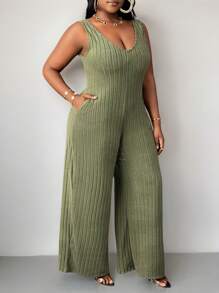 Slaydiva Plus Size Women V-Neck Solid Color Plush Ribbed Green Tracksuit Set, Casual Homewear