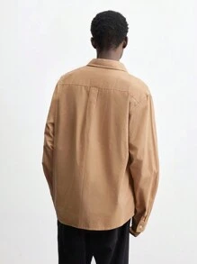 SHEIN Maija Áo sơ mi nam tay dài cài nút phía trước màu trơn tương phản mới mùa xuân năm 2025, áo sơ mi thường ngày đơn giản cho ngày lễ tình nhân, ngày lễ, tiệc năm mới, hàng ngày, du lịch - màu nâu - Xem 3