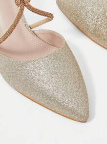 CUCCOO HITCHD Décolleté con tacco a spillo e punta a diamante color oro, eleganti per tragitto casa-lavoro, appuntamenti, matrimoni, ufficio, feste formali