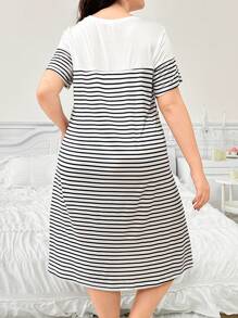 Plus Size Heart & Stripe Print Round Neck Short Sleeve Nightgown