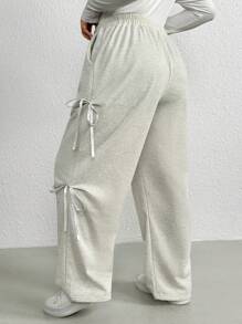 SHEIN Frenchy Pantalón de chándal gris cómodo y holgado con diseño de lazo para tallas grandes