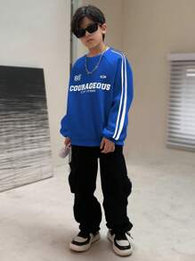 SHEIN Moletom de malha casual estilo coreano com estampa de letras fofas e detalhes de patch, gola redonda e manga comprida para meninos pré-adolescentes