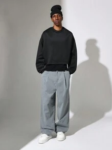 SUMWON Athleisure Crop Length Premium Sweatshirt With Chicago Text Back Print Fall Winter Casual Streetwear Cozy Ribbed Layering Essential - Black - View 3