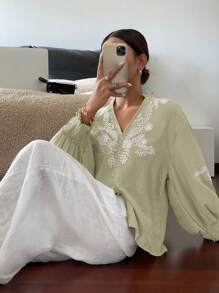 SHEIN Frenchy Women's Vacation Casual White Embroidered Front Placket Shirt