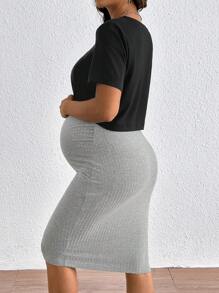 SHEIN 2pcs/Set Maternity Form-Fitting T-Shirt And Adjustable Waist Slim Skirt