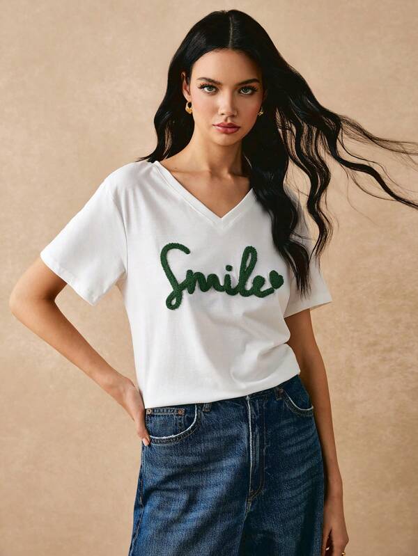 Poéselle T-Shirt mit Buchstabe & Herz Flicken