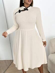 Flirla Plus Size Women's Chinese Style Vintage Button Patchwork Velvet Dress - Apricot - View 3