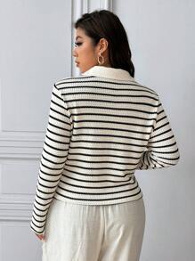 SHEIN Frenchy 大码休闲优雅条纹领开衫 T 恤 - 黑與白 - 查看 2