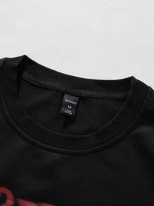 ROMWE MEN Street Life Men's Portrait Print 2 In 1 T-Shirt, Casual Minimalist Fashion For Daily Wear