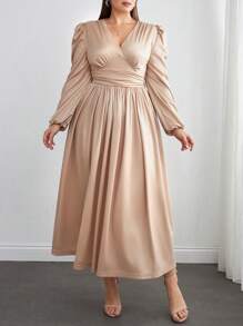 EURMUSE Plus Size Solid V-Neck Long Sleeve Slit Pleated Hem Dress - Beige - View 3