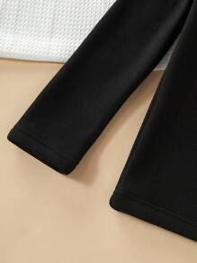 SHEIN Set de 2 piezas de ropa interior térmica con estampado de letra inglesa para adolescentes varones, compuesto por sudadera y pantalones de color negro liso - Negro - Ver 6