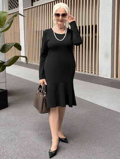 SHEIN LUNE Women Solid Color Round Neck Long Sleeve Casual Mid-Length Dress