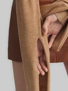 Ontre Camel High-End Springtime New Year Knitted Designer Round Neck Sweater With Extra Long Sleeves - Khaki - View 7