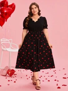 SHEIN Clasi Große Größen Elegantes Kleid mit Herzprint, V-Ausschnitt, kurzen Ballonärmeln und geschweiftem Saum für Damen als Valentinstags Outfit